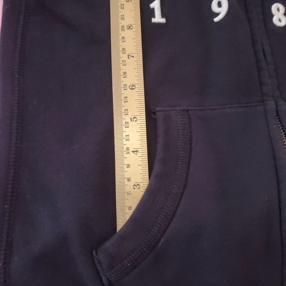 Areopostale Black and White Hoodie - Picture 4 of 5